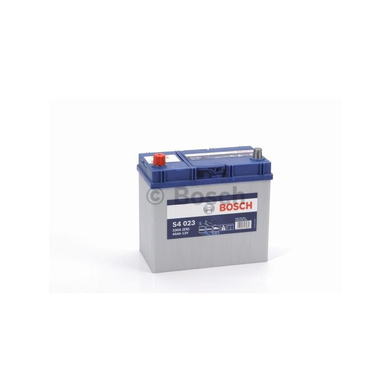 BOSCH 	45Ah 330A (EN) 12V Akumuliatorius